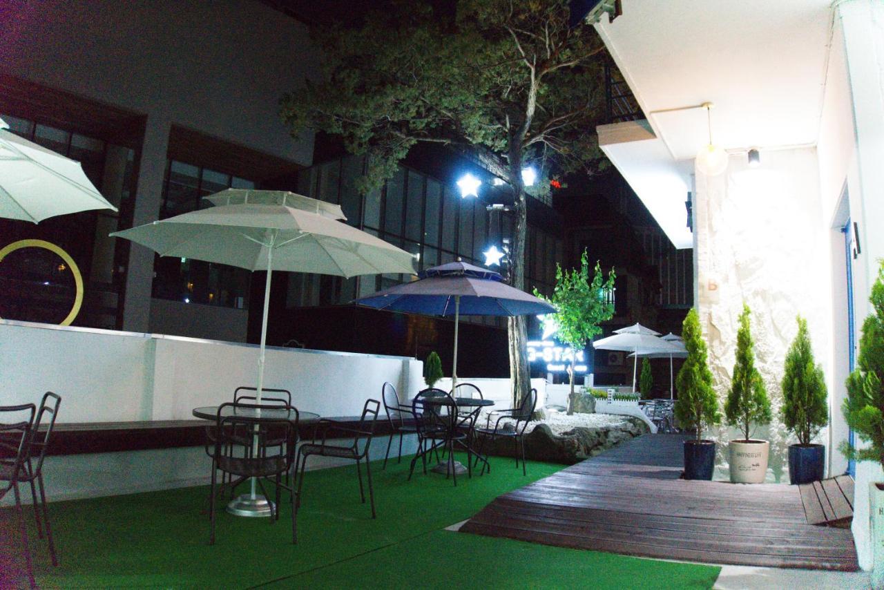 G-Star Guesthouse Seoul Exteriör bild